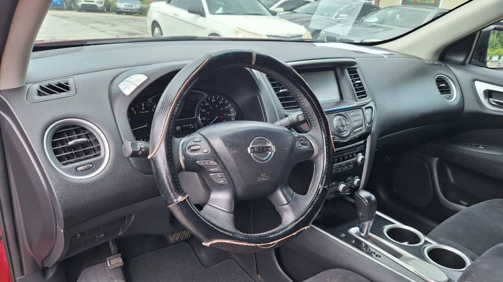 2014 Nissan Pathfinder Image 9