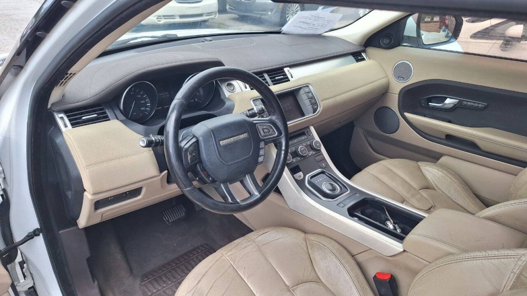2013 Land Rover Range Rover Evoque Image 9