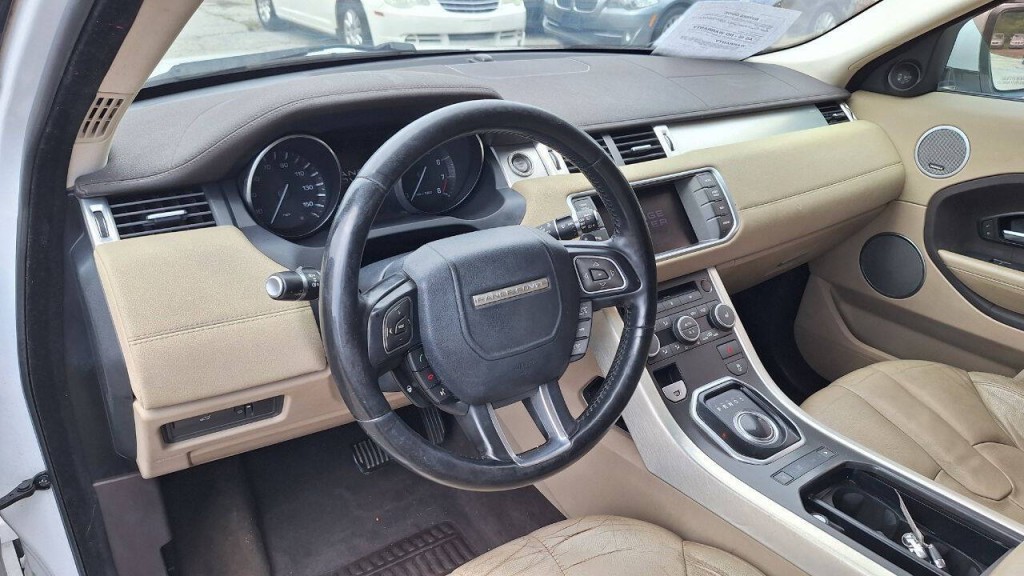 2013 Land Rover Range Rover Evoque Image 10