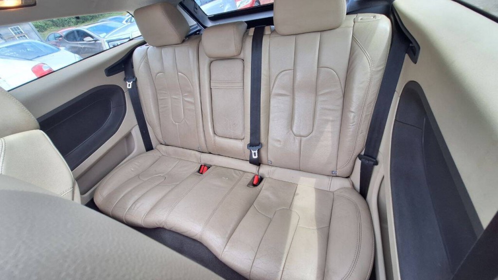 2013 Land Rover Range Rover Evoque Image 26