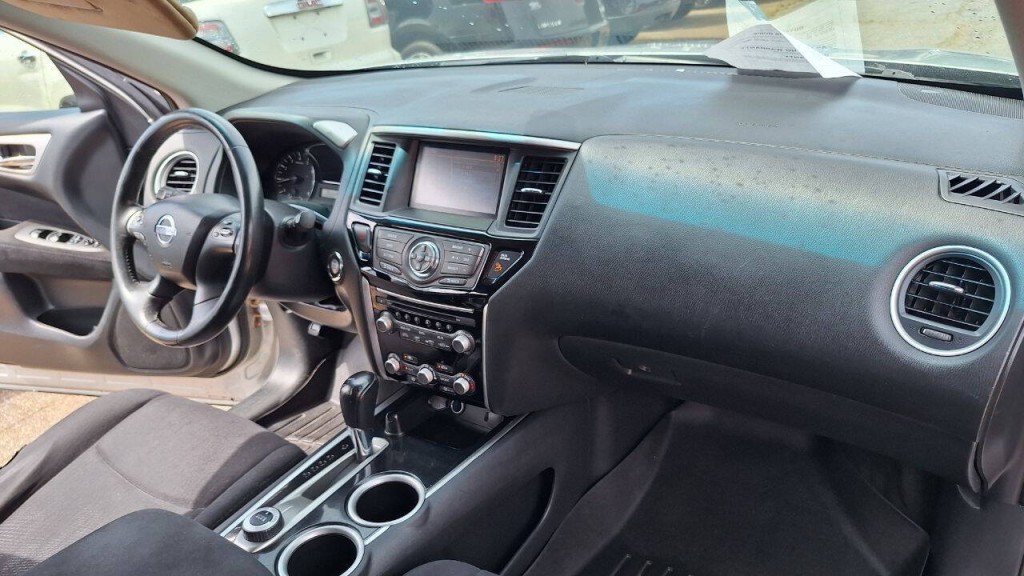 2014 Nissan Pathfinder Image 18