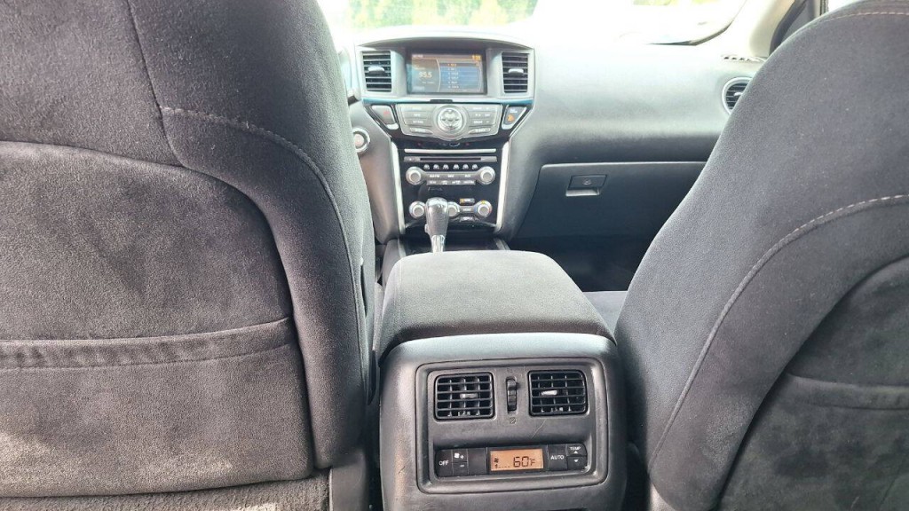 2014 Nissan Pathfinder Image 22
