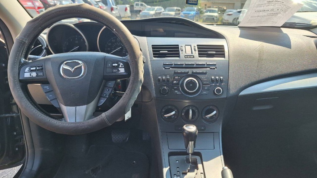 2012 Mazda Mazda3 Image 11