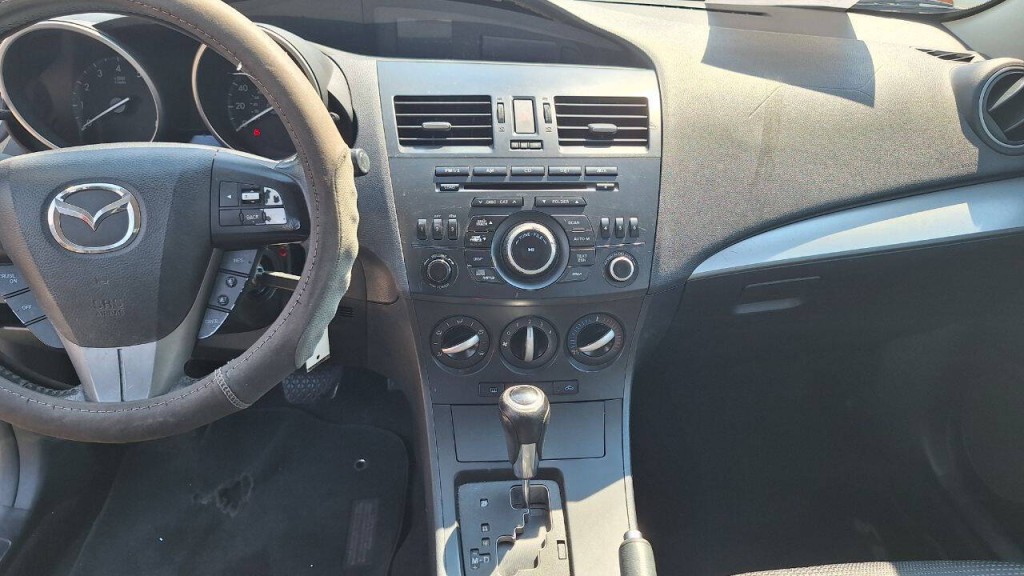 2012 Mazda Mazda3 Image 13