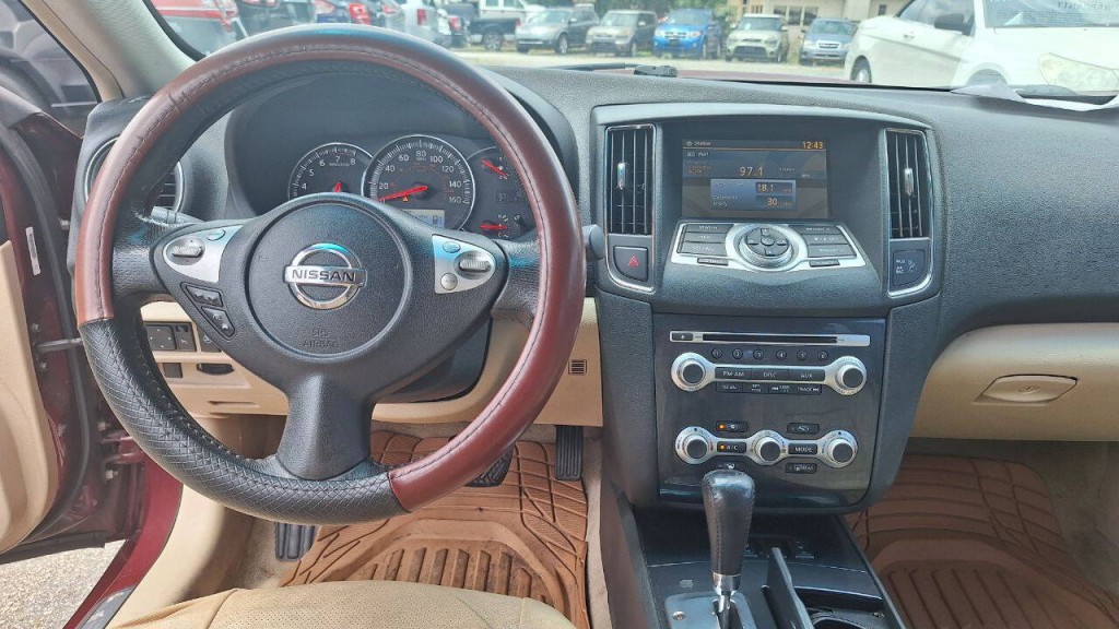 2012 Nissan Maxima Image 13