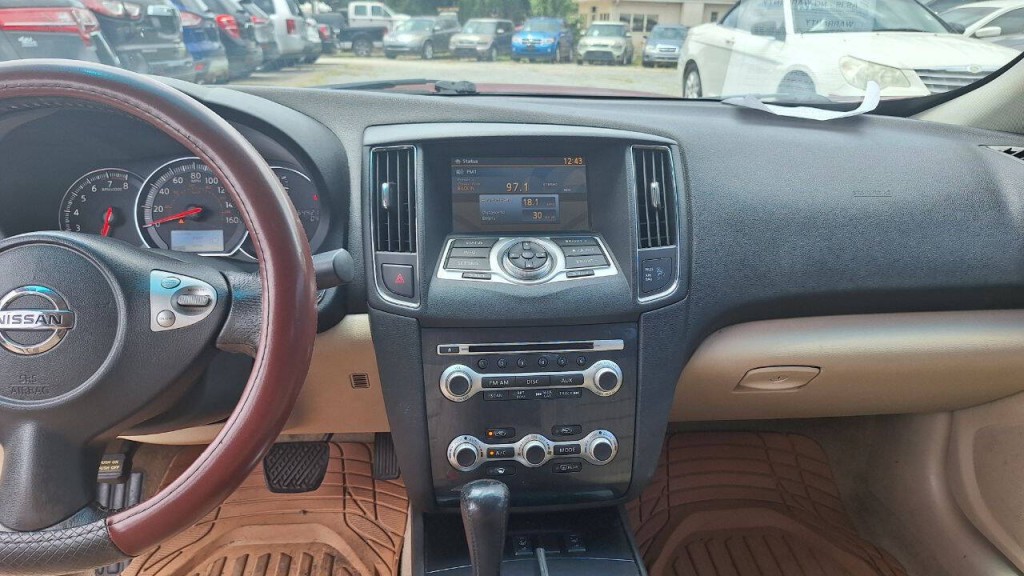 2012 Nissan Maxima Image 14