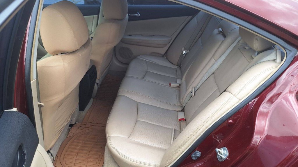 2012 Nissan Maxima Image 23