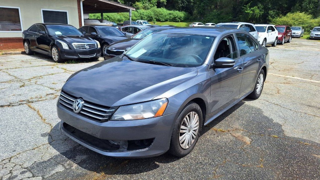 2015 Volkswagen Passat Image 3