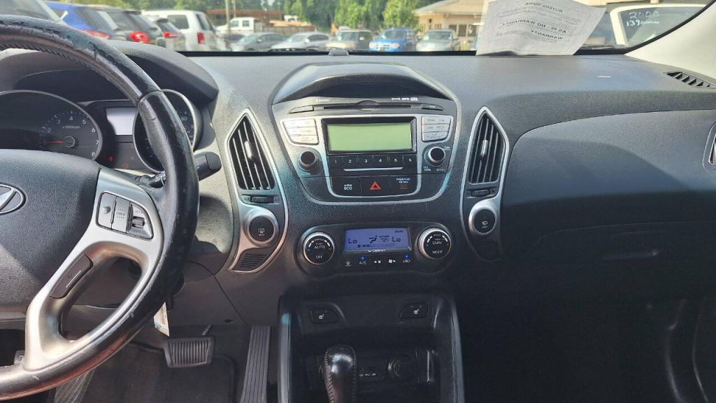 2012 Hyundai Tucson Image 15