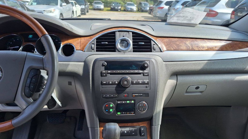 2011 Buick Enclave Image 15