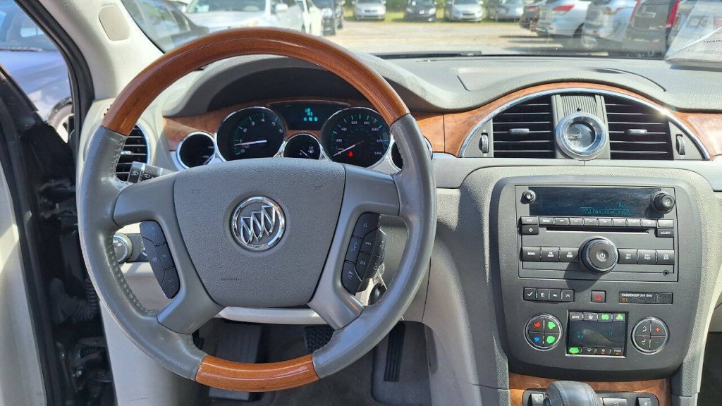 2011 Buick Enclave Image 17