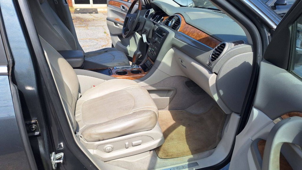 2011 Buick Enclave Image 19