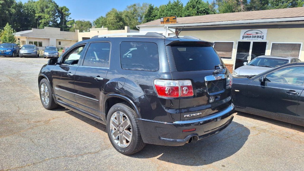 2012 GMC Acadia Image 4