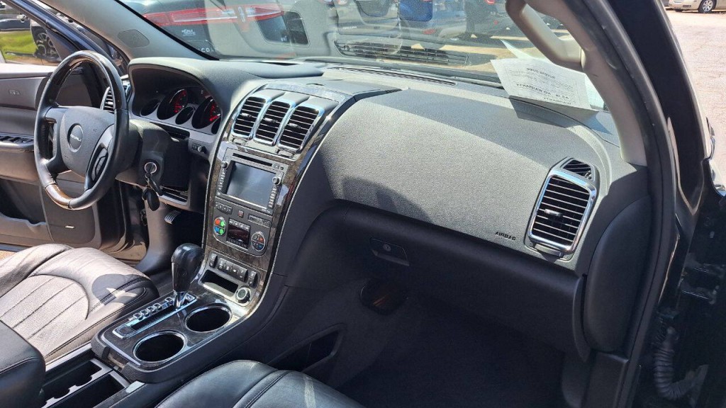 2012 GMC Acadia Image 21