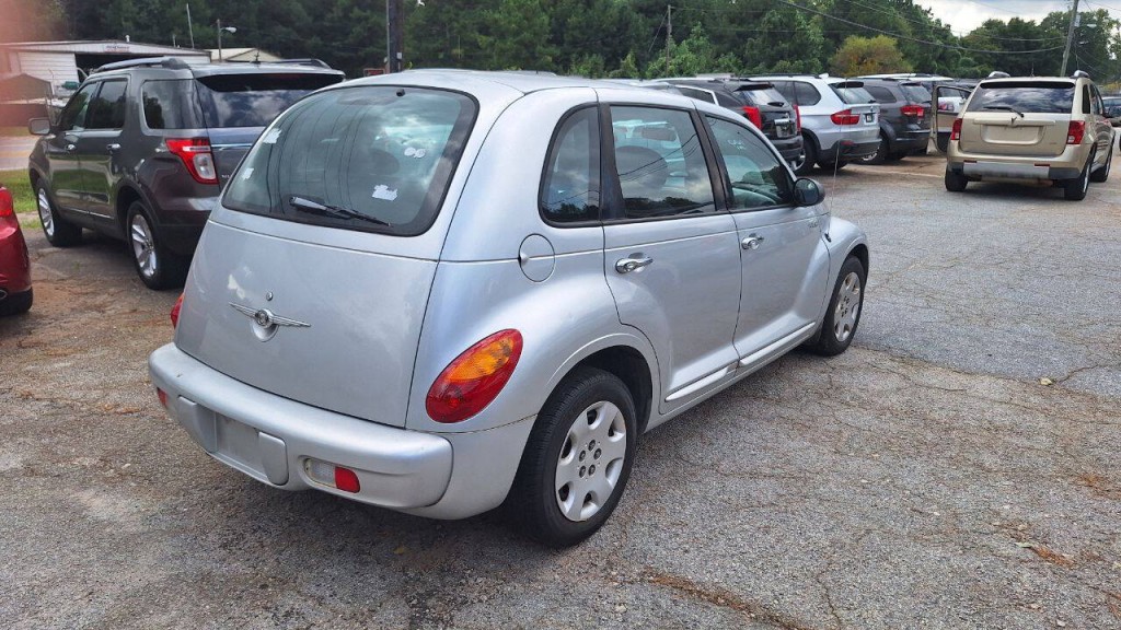 2004 Chrysler PT Cruiser Image 6