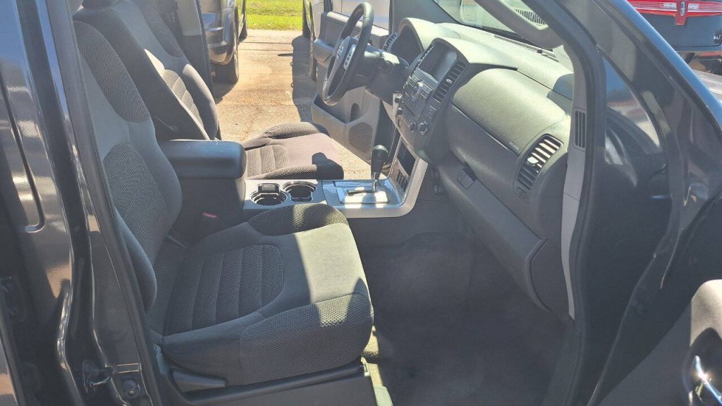 2011 Nissan Pathfinder Image 16