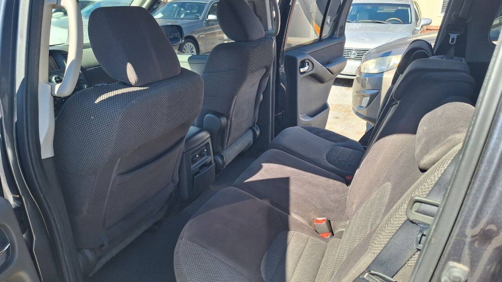 2011 Nissan Pathfinder Image 21