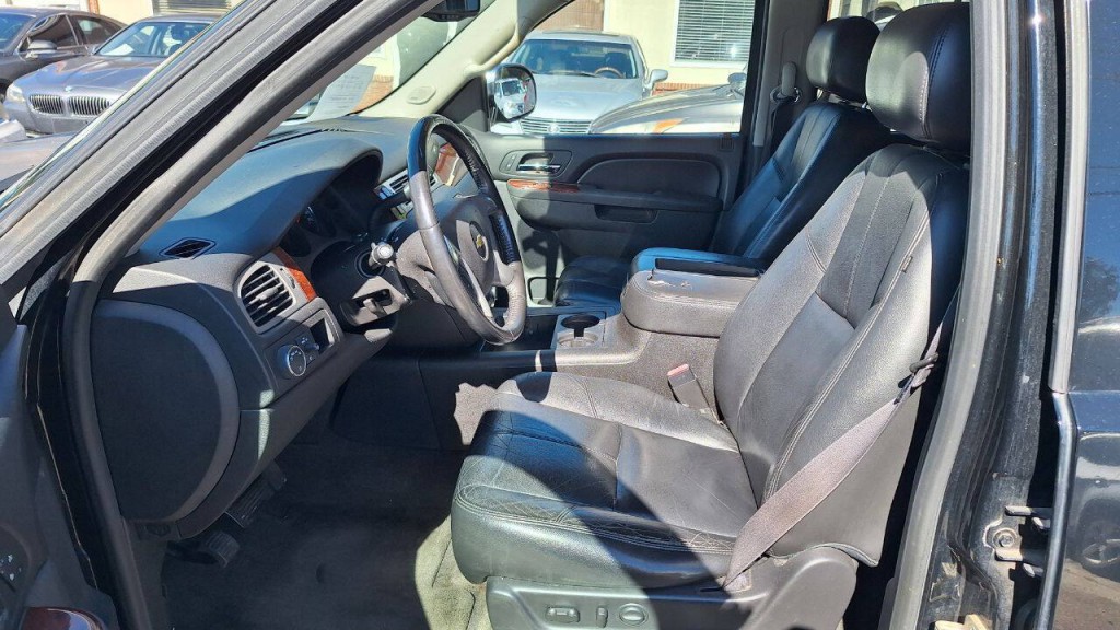 2014 Chevrolet Tahoe Image 8