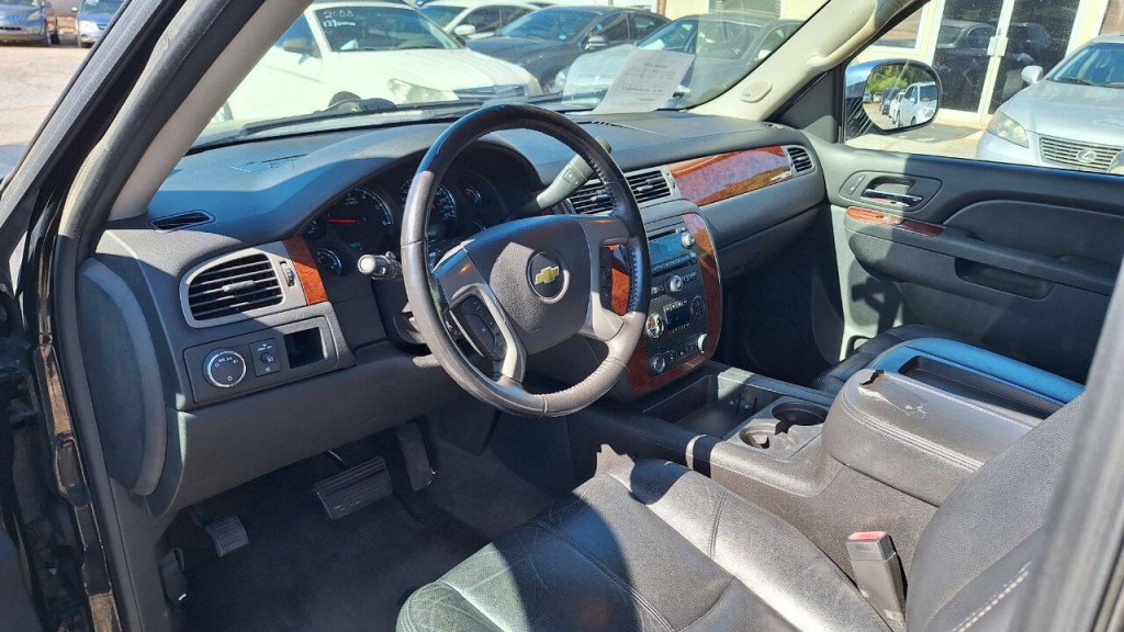 2014 Chevrolet Tahoe Image 9