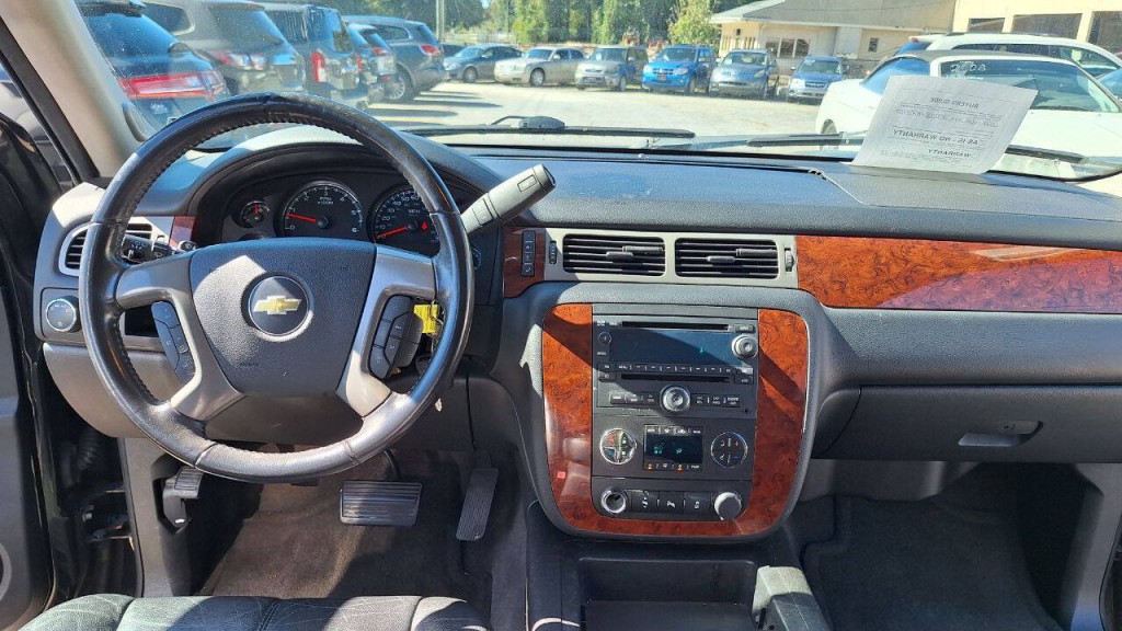 2014 Chevrolet Tahoe Image 12