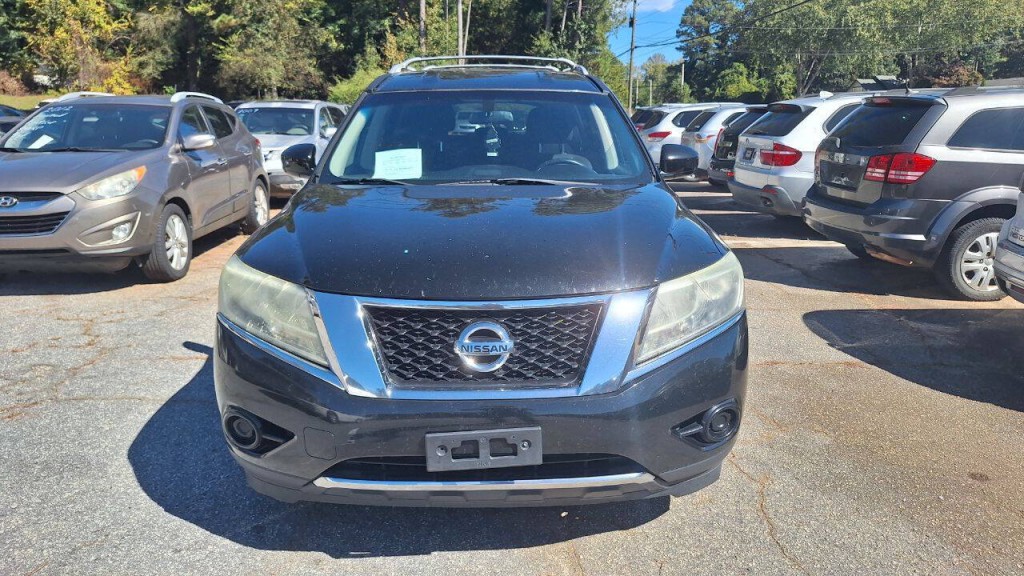 2014 Nissan Pathfinder Image 2