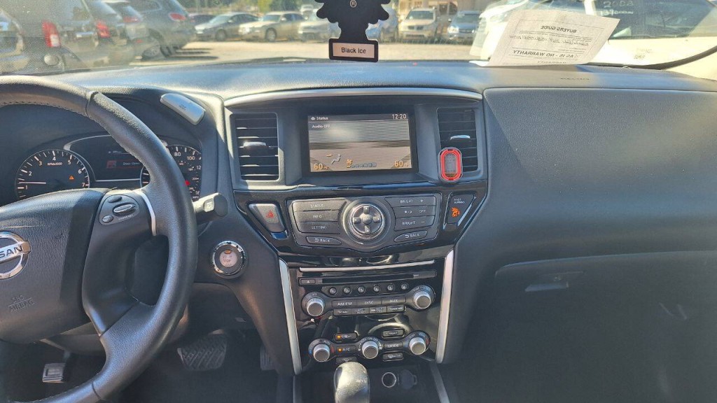 2014 Nissan Pathfinder Image 13
