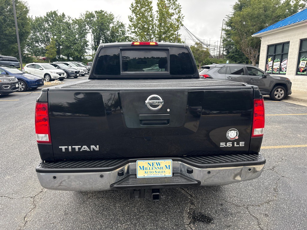 2010 Nissan Titan Image 5