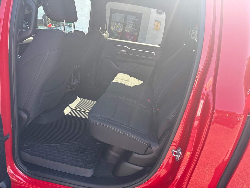 2019 RAM 1500 Image 8