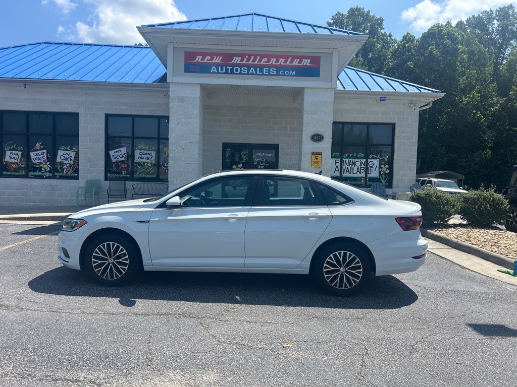 2019 Volkswagen Jetta Image 2