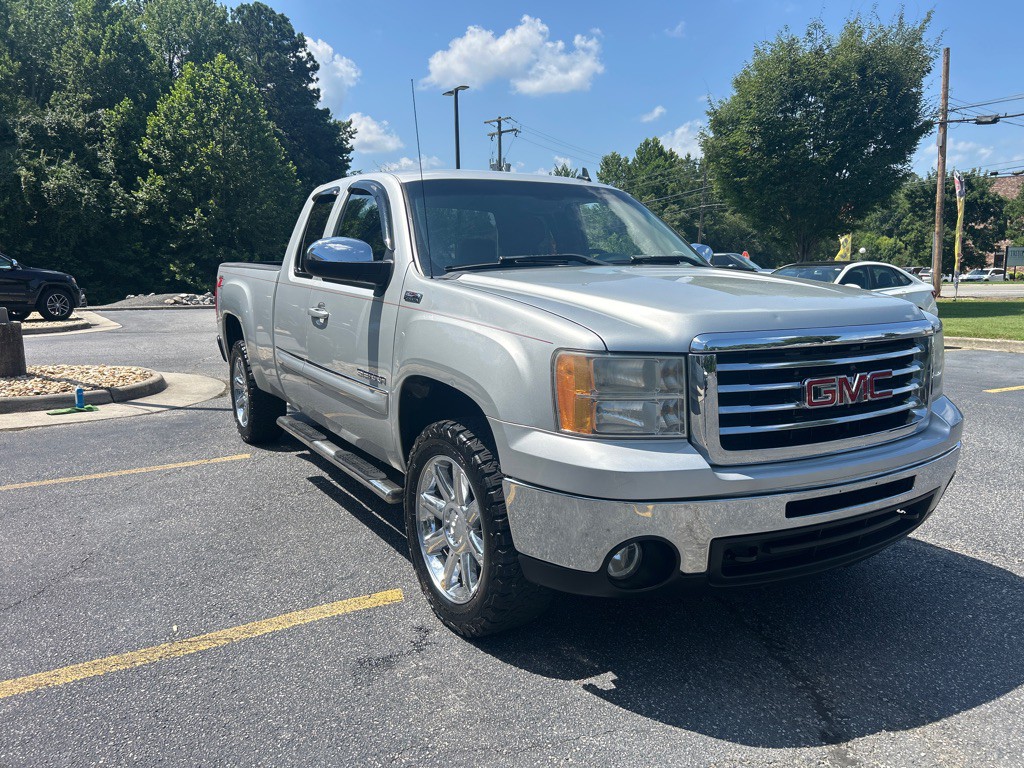 2011 GMC Sierra Image 4