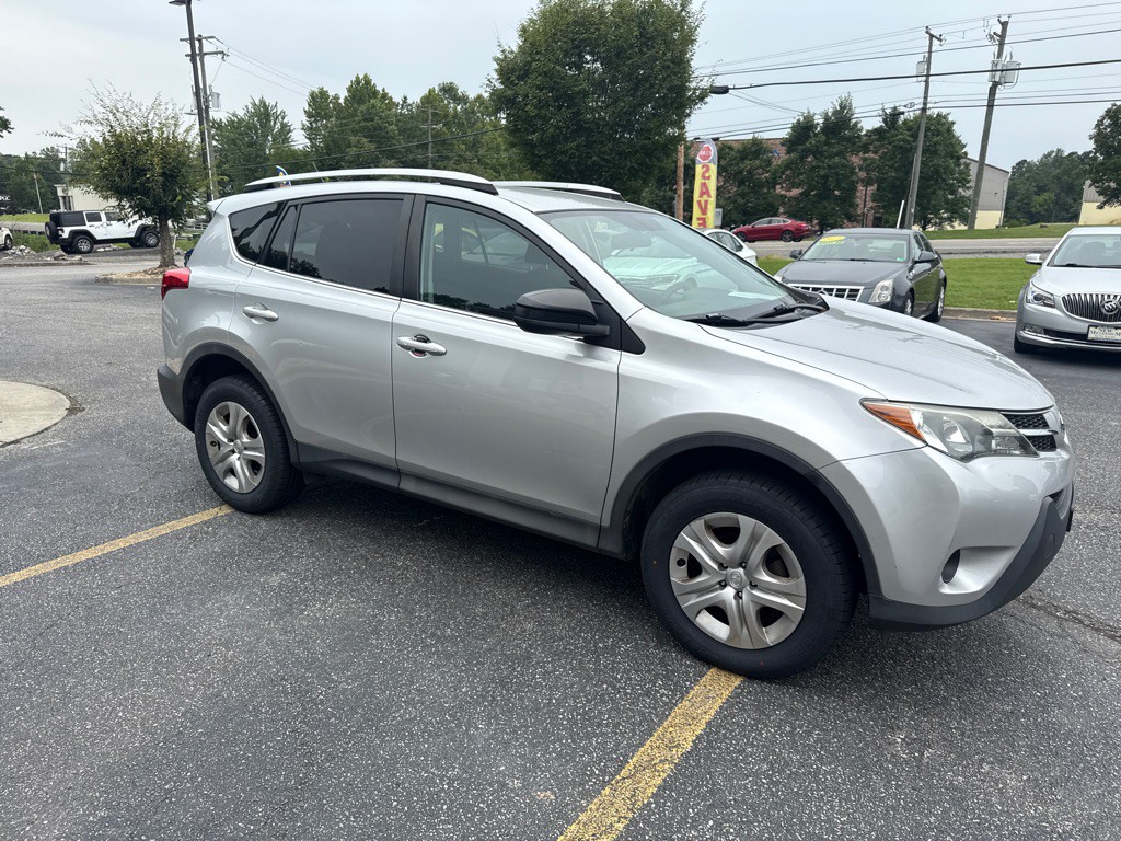 2015 Toyota Rav4 Image 4