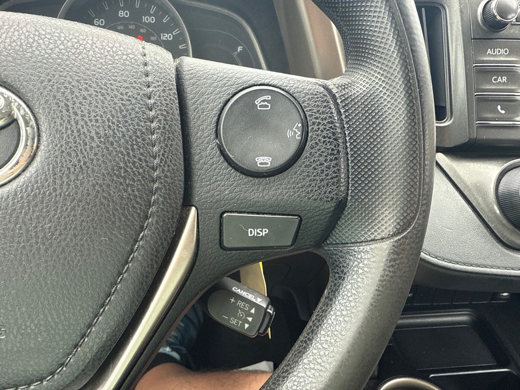 2015 Toyota Rav4 Image 13