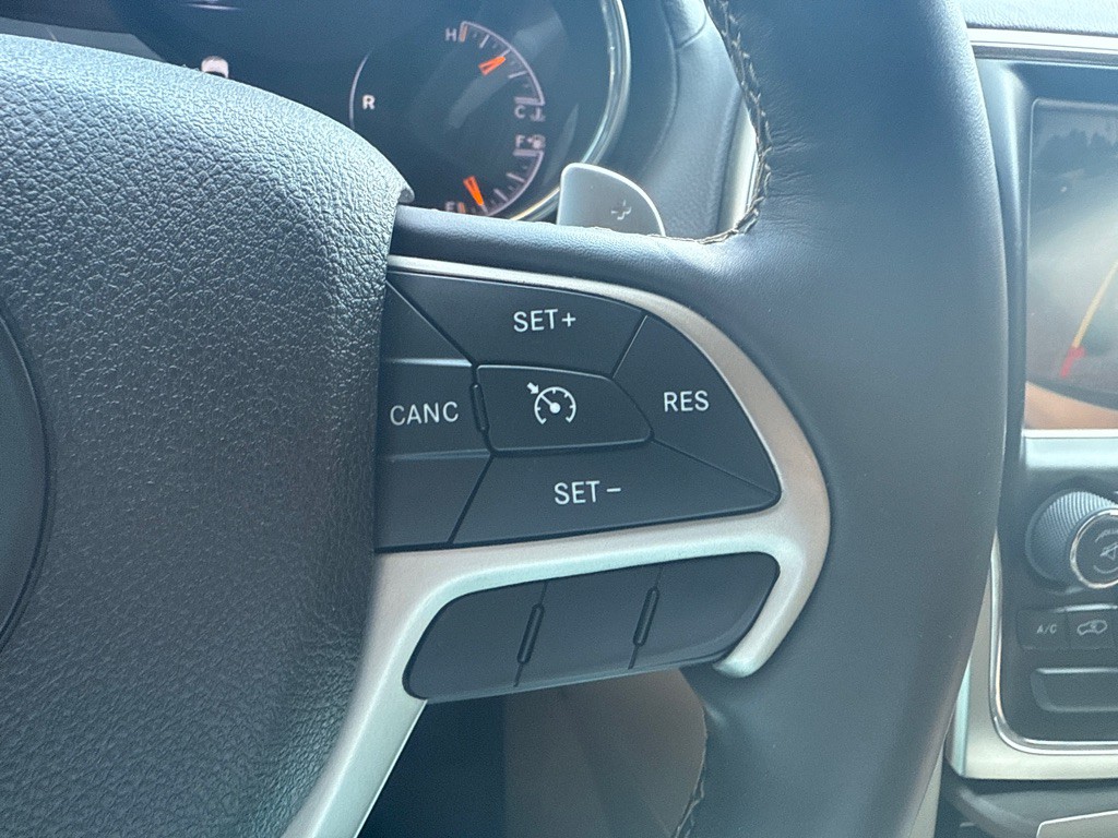 2014 Jeep Grand Cherokee Image 16