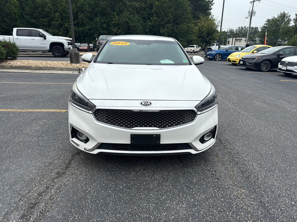 2017 Kia Cadenza Image 3