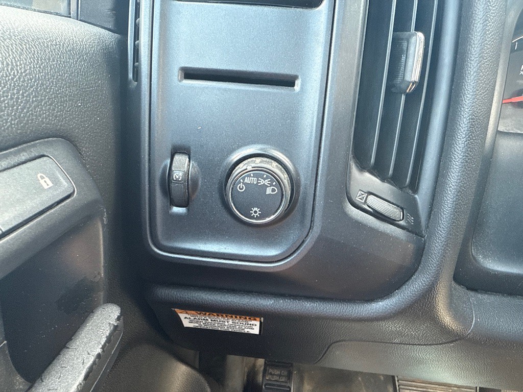 2015 Chevrolet Silverado 1500 Image 13