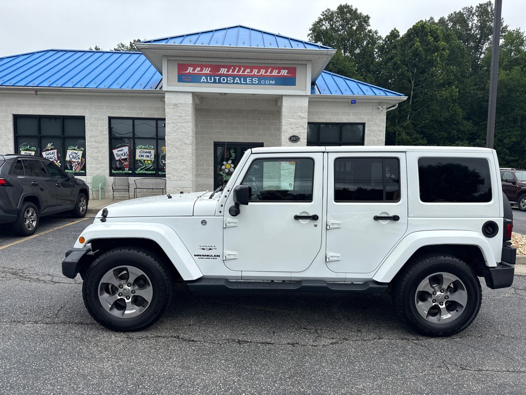 2017 Jeep Wrangler Unlimited Image 2
