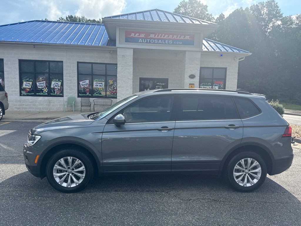 2020 Volkswagen Tiguan Image 2