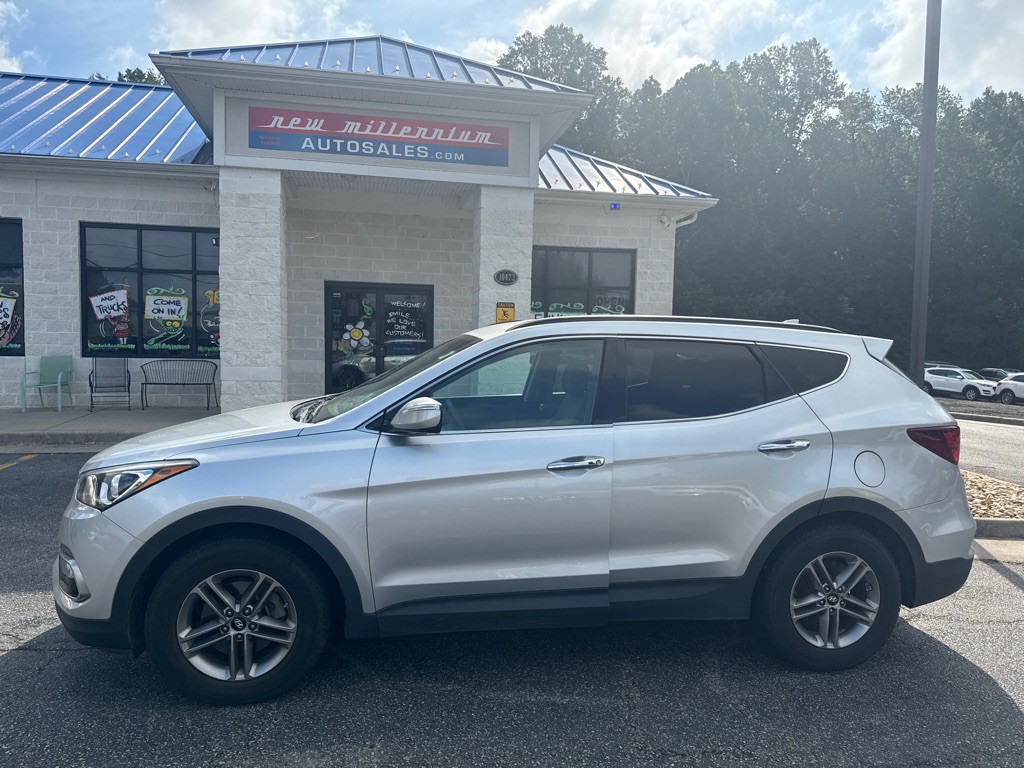 2018 Hyundai Santa Fe Sport Image 2
