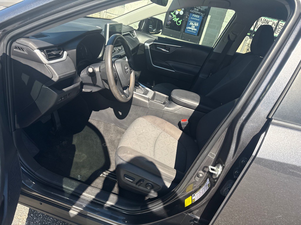 2023 Toyota Rav4 Image 7