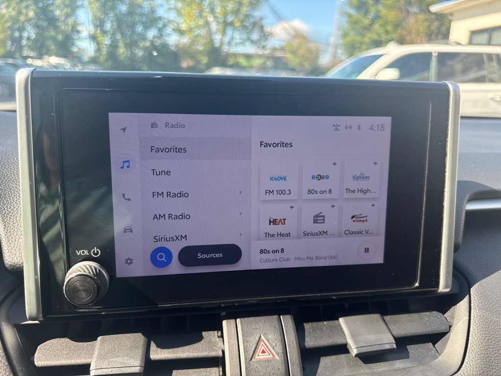 2023 Toyota Rav4 Image 10