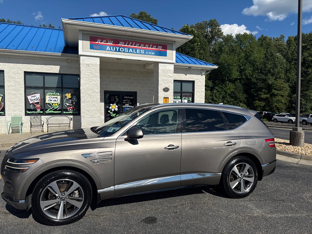 2021 Genesis GV80 Image 2