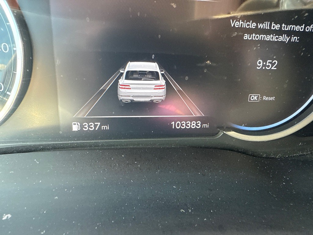 2021 Genesis GV80 Image 10