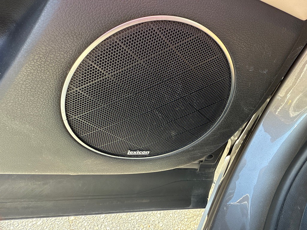2021 Genesis GV80 Image 23