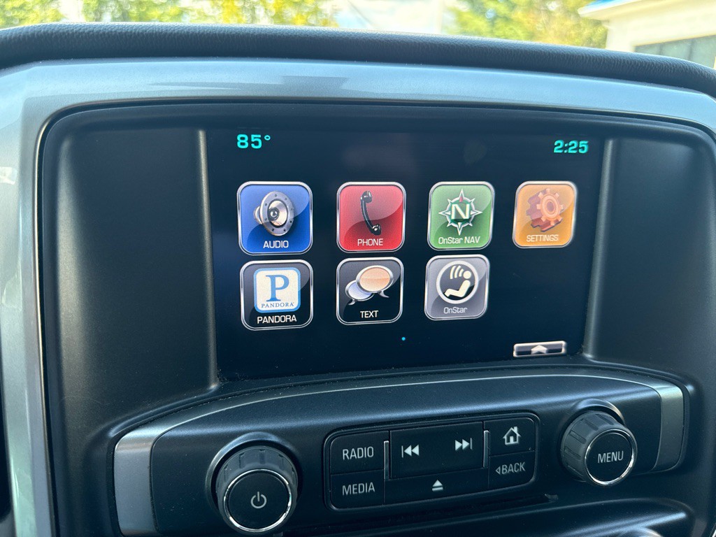 2015 Chevrolet Silverado 1500 Image 11