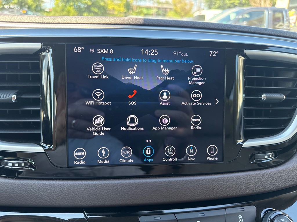 2018 Chrysler Pacifica Image 12