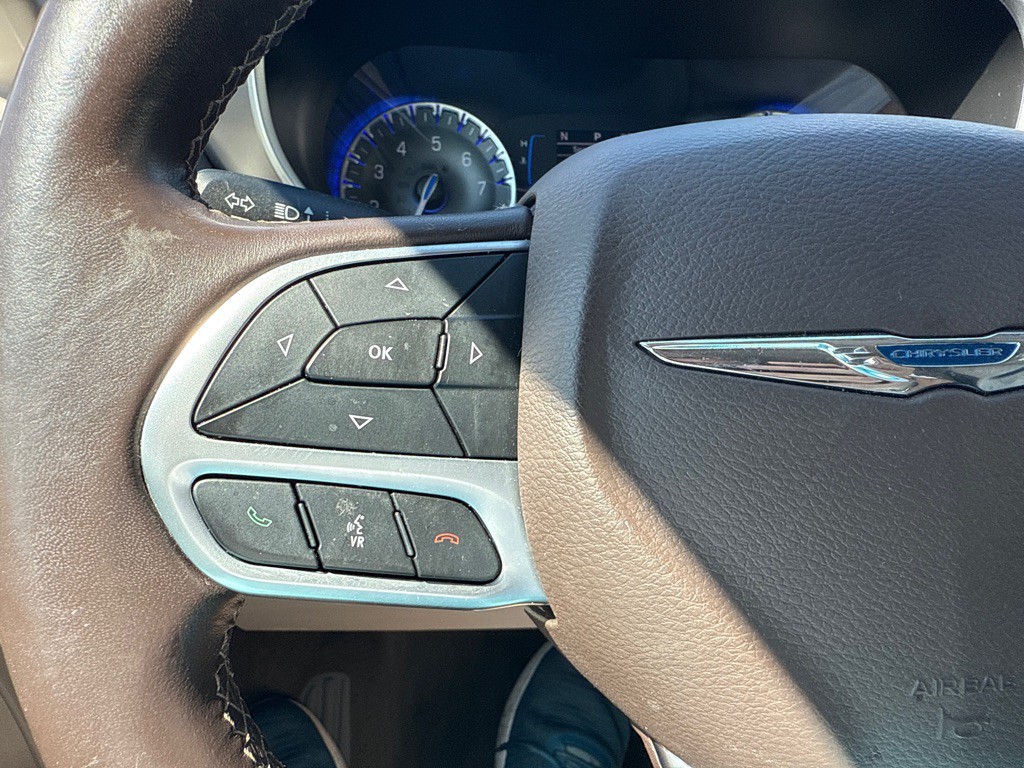 2018 Chrysler Pacifica Image 18