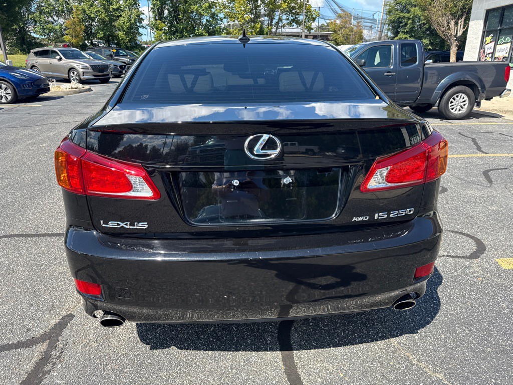 2009 Lexus IS Image 5