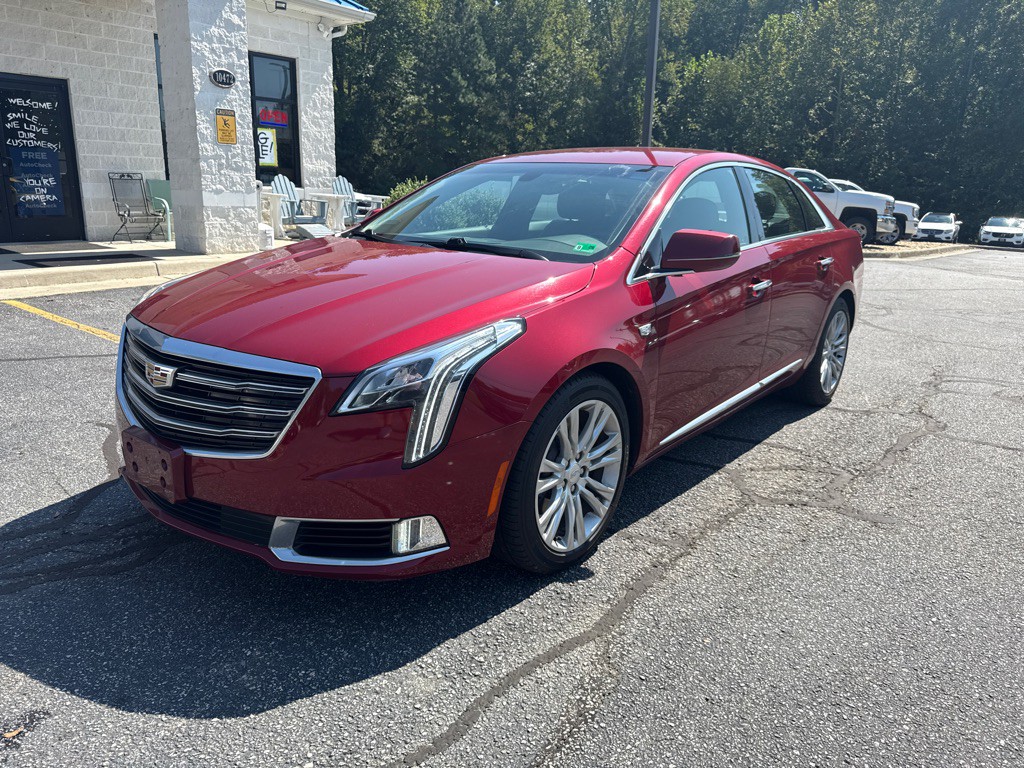 2019 Cadillac XTS Image 1