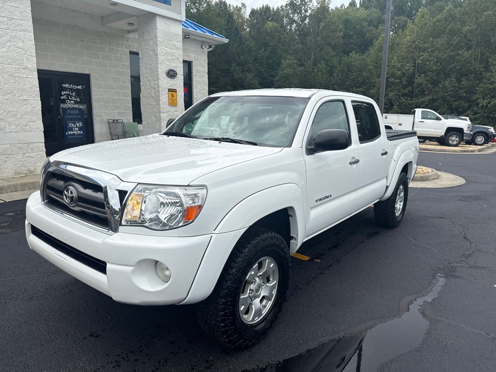 2010 Toyota Tacoma Image 1