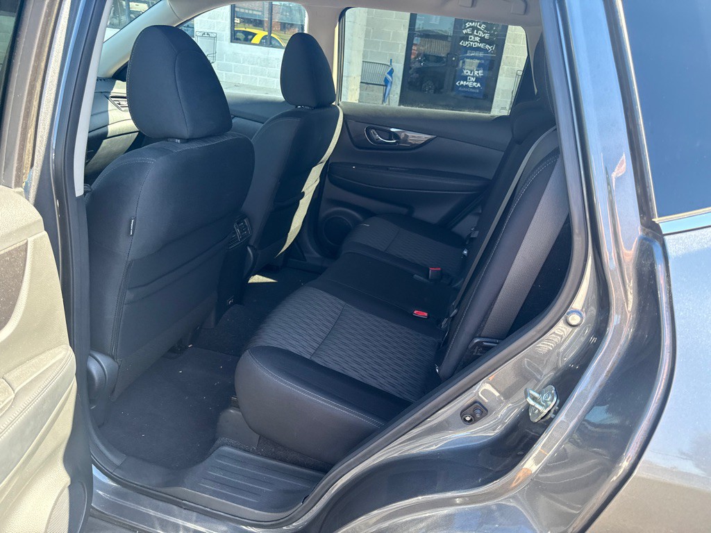 2019 Nissan Rogue Image 8